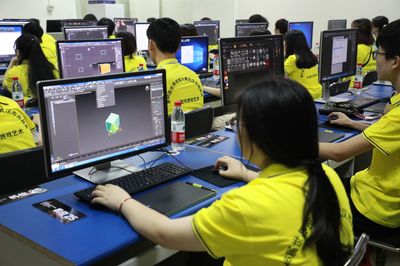 記者探秘世界技能大賽在鄂集訓基地 每日百斤牛里脊錘煉烹飪精英，數字技術賦能內容制作